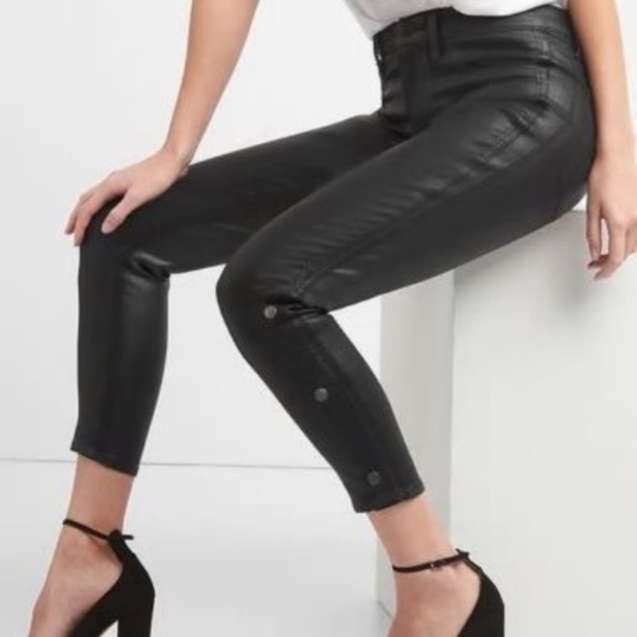 GAP Pants - Gap Inner Cozy Leggings Faux Leather Snap